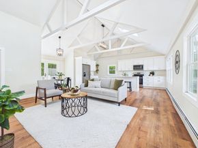 22 Randall Rd, Mattapoisett MA 02739