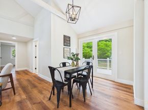 22 Randall Rd, Mattapoisett MA 02739