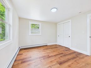 22 Randall Rd, Mattapoisett MA 02739