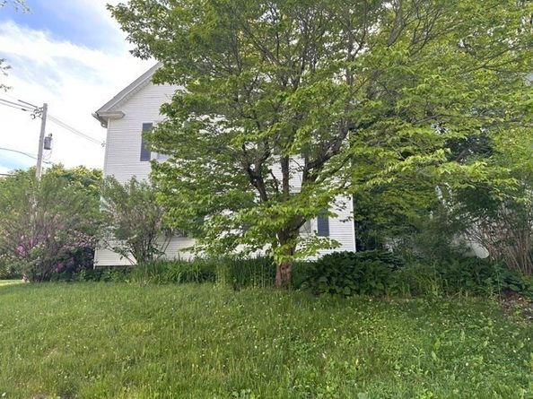 78 Whipple St, Worcester MA 01607