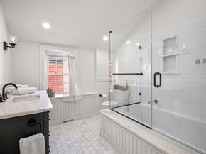 15 River St, Salem MA 01970