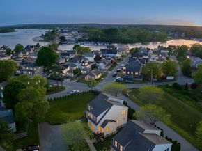 3 Carleton Street 3, Wareham MA 02558