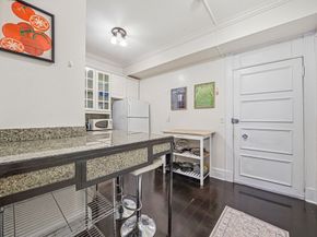 21 Beacon St 4G, Boston MA 02108