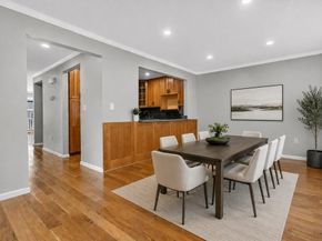 26 Breakwater Dr 26, Chelsea MA 02150