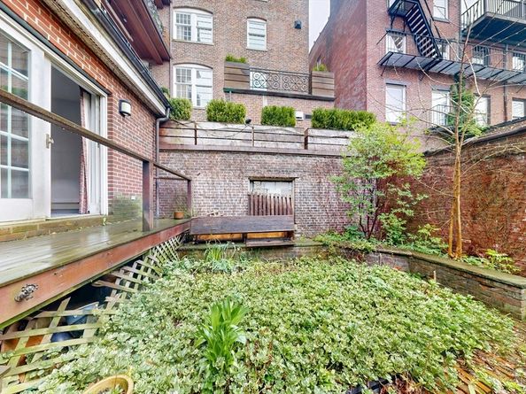 37 Mt Vernon St 1, Boston MA 02108