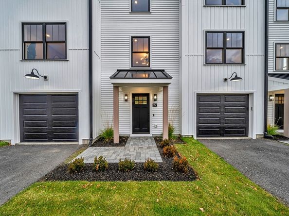 32 Birch Brook Landing 11, Lynn MA 01905