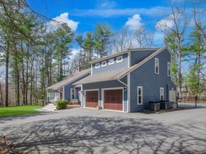 4 Pocohontas Way, Mattapoisett MA 02739