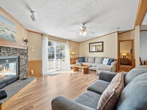 54 Kins Ct, Wareham MA 02558
