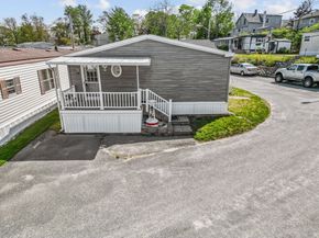 54 Kins Ct, Wareham MA 02558