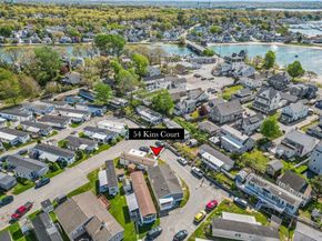 54 Kins Ct, Wareham MA 02558