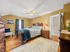 93 Baxter Ave, Quincy MA 02169