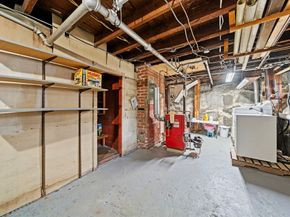 93 Baxter Ave, Quincy MA 02169