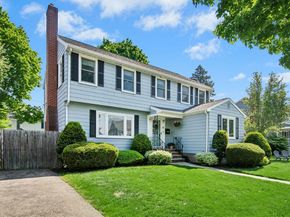 30 Shetland Rd, Marblehead MA 01945
