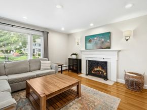 30 Shetland Rd, Marblehead MA 01945
