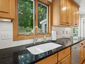 30 Shetland Rd, Marblehead MA 01945