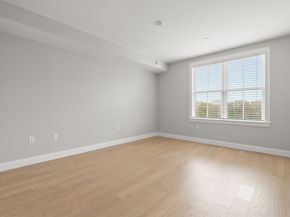 11 Oak Grove Terrace 303, Quincy MA 02169