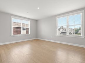11 Oak Grove Terrace 303, Quincy MA 02169