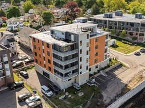 11 Oak Grove Terrace 303, Quincy MA 02169