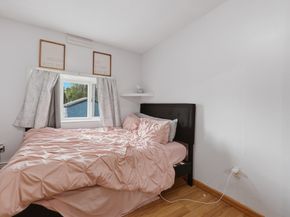24 Hawley Avenue, Leominster MA 01453