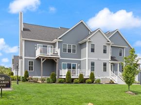 80 Lebaron Blvd 4, Lakeville MA 02347