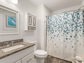 80 Lebaron Blvd 4, Lakeville MA 02347