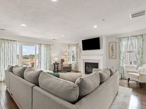 80 Lebaron Blvd 4, Lakeville MA 02347