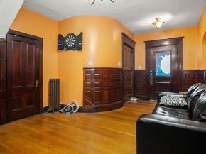 34 Bicknell St, Boston MA 02121