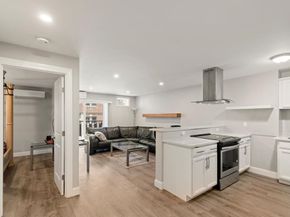 26 W Wyoming Avenue 2D, Melrose MA 02176