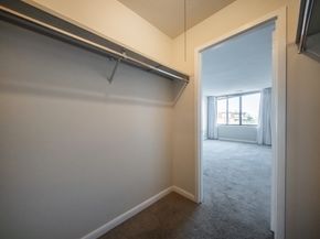 1002 Paradise Rd PHE, Swampscott MA 01907