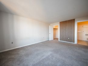 1002 Paradise Rd PHE, Swampscott MA 01907