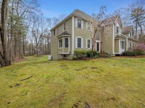 59 Smith Rd, Northborough MA 01532