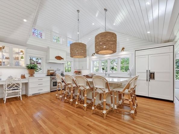 30 Spring Street, Hingham MA 02043
