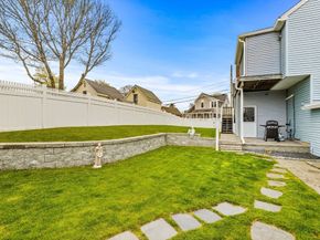 27 West Blvd, Wareham MA 02558