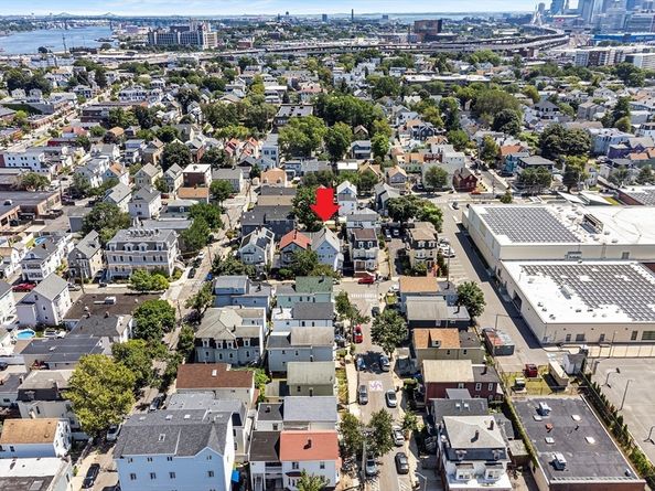 32 Rush St, Somerville MA 02145