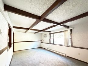 49 Spencer Rd 16H, Boxborough MA 01719