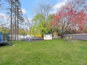 565 Lake St, Shrewsbury MA 01545