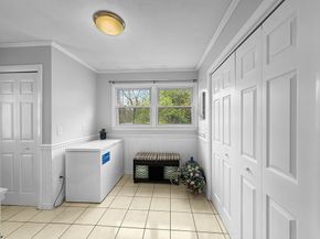 565 Lake St, Shrewsbury MA 01545