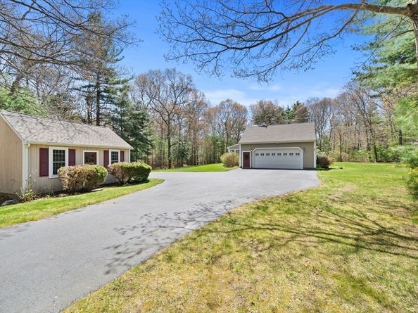 1 Katies Way, Lakeville MA 02347