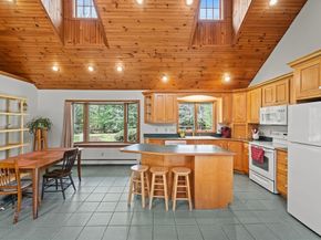 1 Katies Way, Lakeville MA 02347
