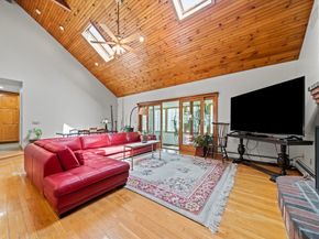 1 Katies Way, Lakeville MA 02347