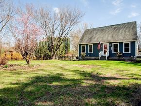 921 Wauwinet Rd, Barre MA 01005
