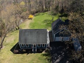 921 Wauwinet Rd, Barre MA 01005