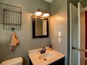 921 Wauwinet Rd, Barre MA 01005