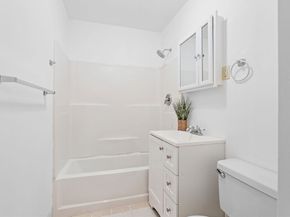 110 Boston Post Rd. E. 8, Marlborough MA 01752