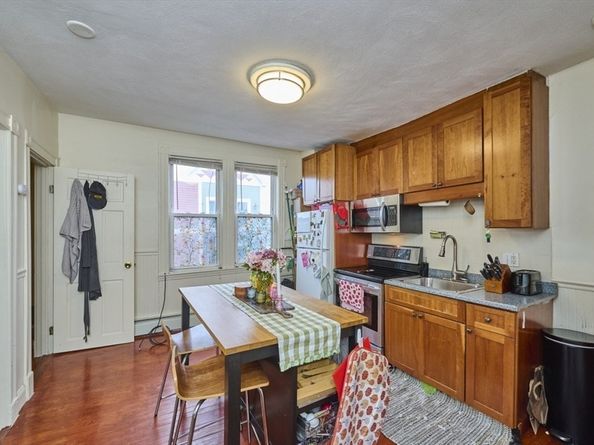 6 Bedford Street 3R, Somerville MA 02143