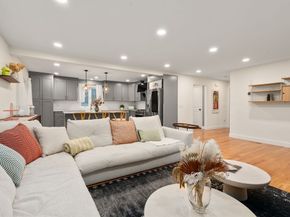 97 Batchelder Rd, Reading MA 01867