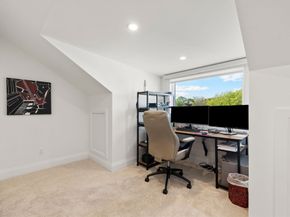 9 Johnson Pl 9, Newton MA 02466