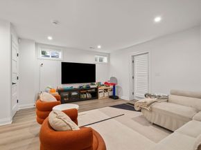 9 Johnson Pl 9, Newton MA 02466