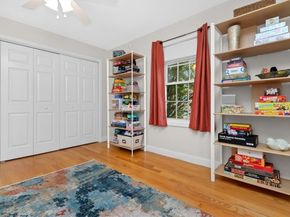 29 Spruce St 23, Waltham MA 02453