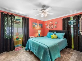 42 Walnut St, Saugus MA 01906